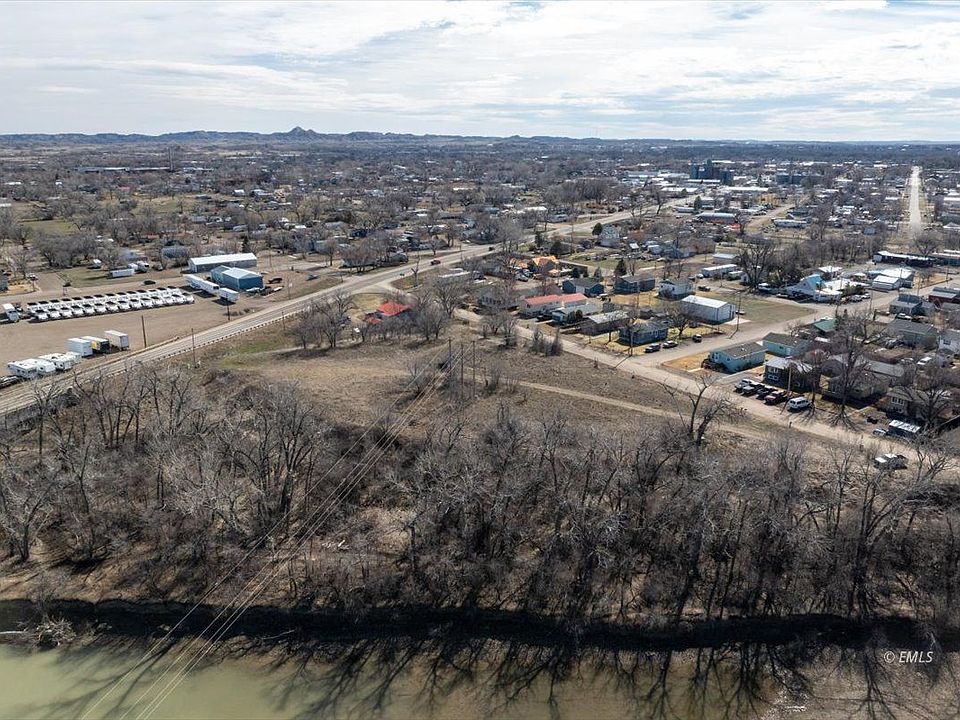 1st image of Nhn 4th St