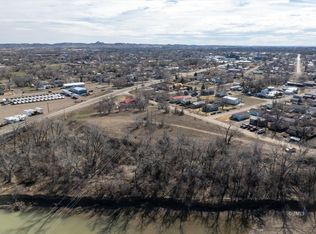 Nhn 4th St, Miles City, MT 59301