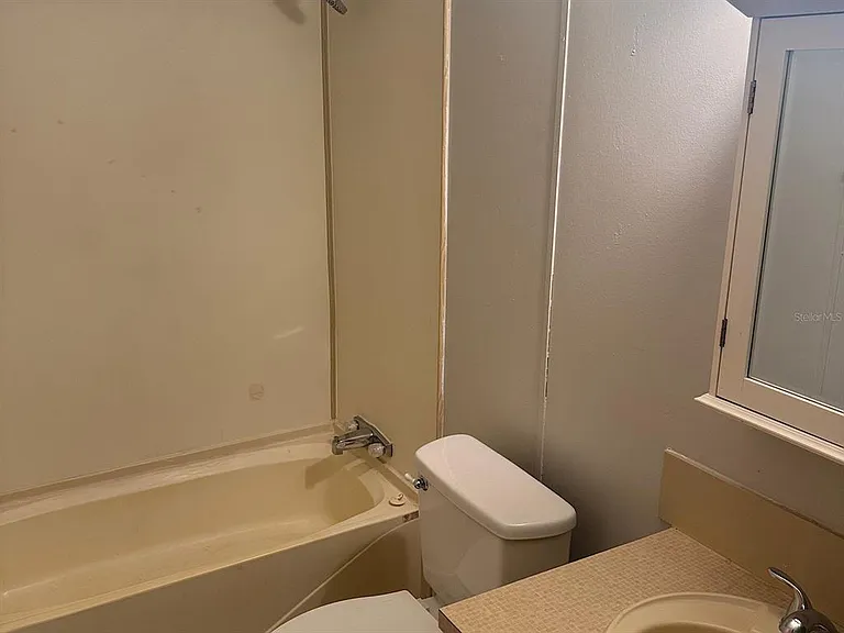 86 Pelican Dr N — Photo 12