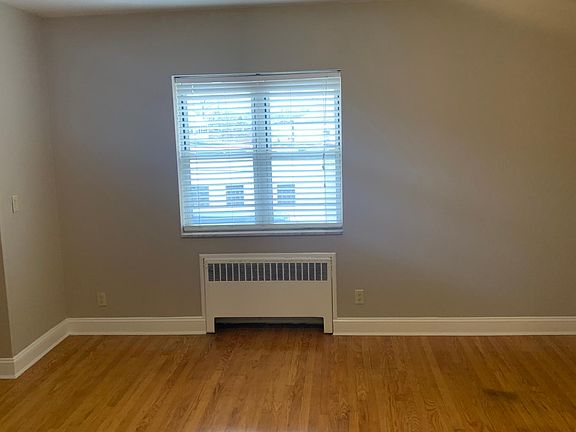 2nd image of 51 Aqueduct Ave