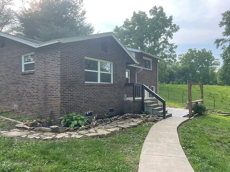 218 Nubbin Ridge Rd — Photo 9