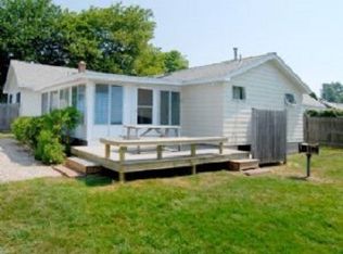 12 Durkin Dr #B, Narragansett, RI 02882