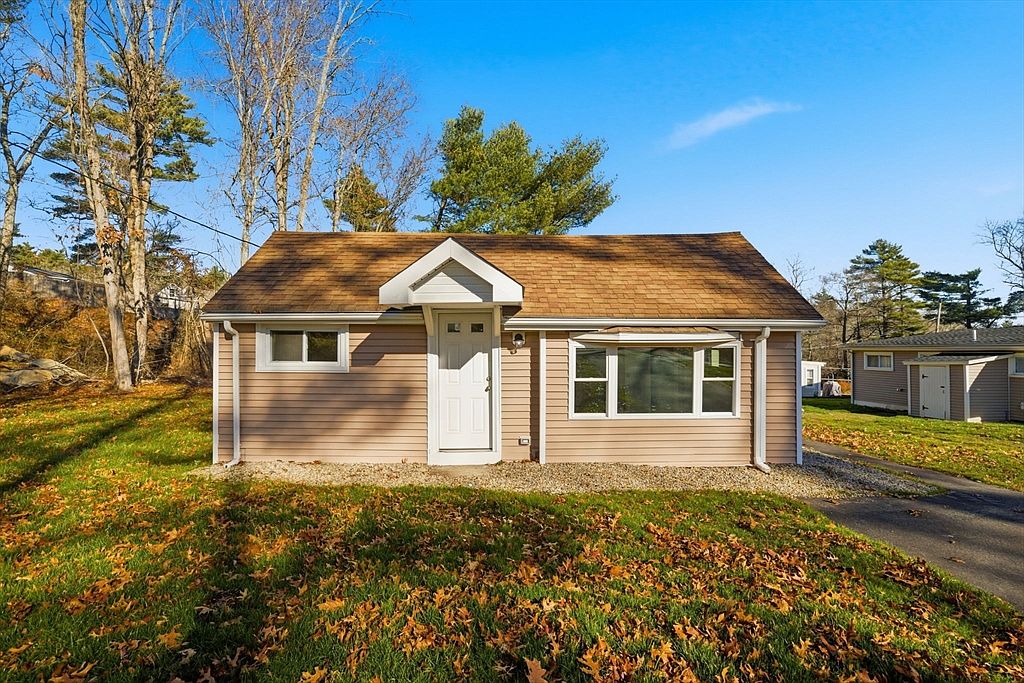 2 Wisteria St, Lakeville, MA 02347 | Zillow