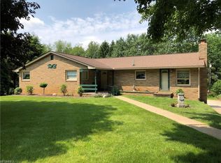 409 Valleydell Cir NW, North Canton, OH 44720