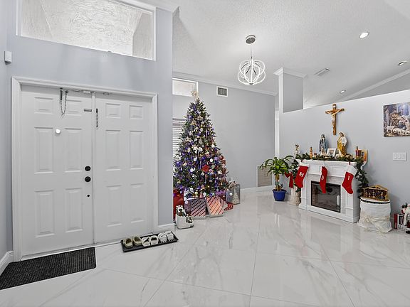 4th image of 12623 SW 8th Court
