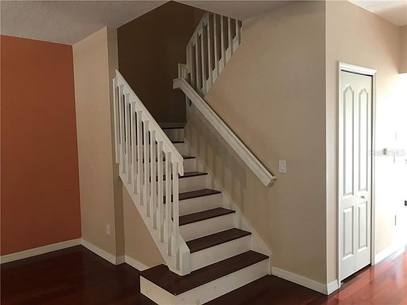 5th image of 13236 Daniels Landing Cir