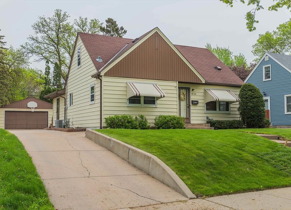 1st image of 1034 Sperl St