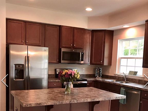 2nd image of 8977 Ringview Dr