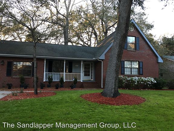 2nd image of 1502 Kentwood Cir