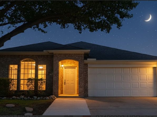 Home for Sale in Grand Prairie TX