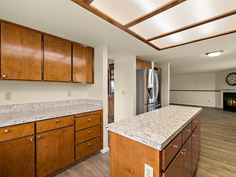 2516 Rockefeller Ave #1 — Photo 4