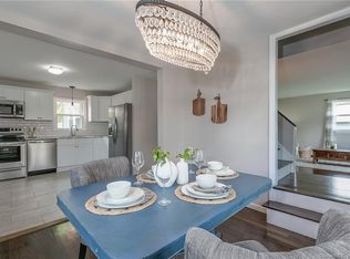 63 Broadleaf Ln, Enfield, CT 06082