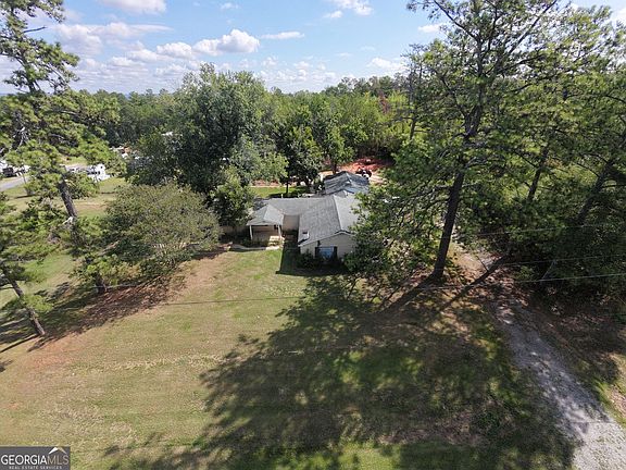3rd image of 60 Ridge Rd