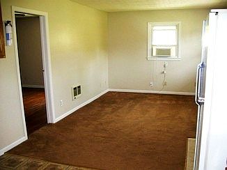 4th image of 105 Nokomis Private Dr APT 2