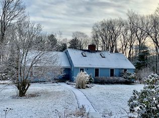 24 Lisa Ln, Middletown, CT 06457