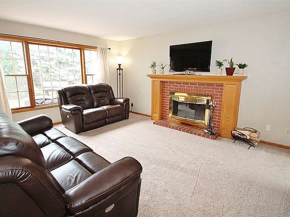 5th image of 5928 Pepper Dr