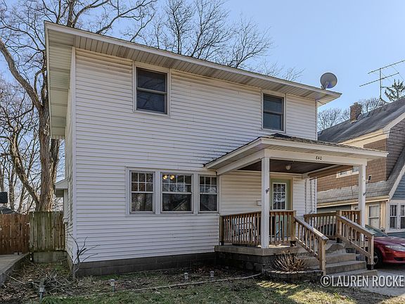 2nd image of 840 Ardmore St SE