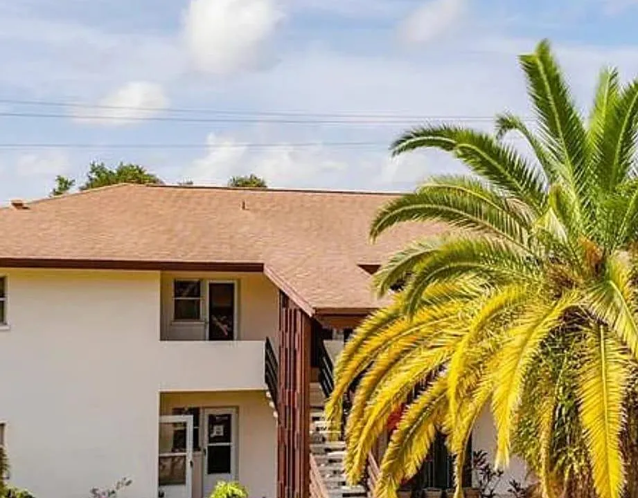 245 Center Rd #204