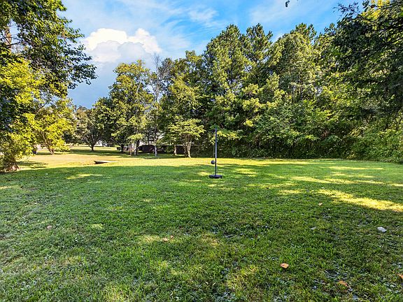 2nd image of 7971 Long Dr