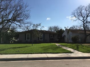 1619 W 7th St, Freeport, TX 77541