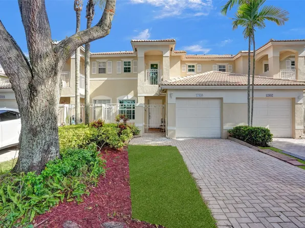 17030 NW 22nd Street #17030, Pembroke Pines, FL 33028