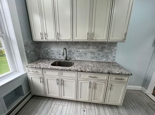 142 Brunswick St APT 4, Newark, NJ 07114