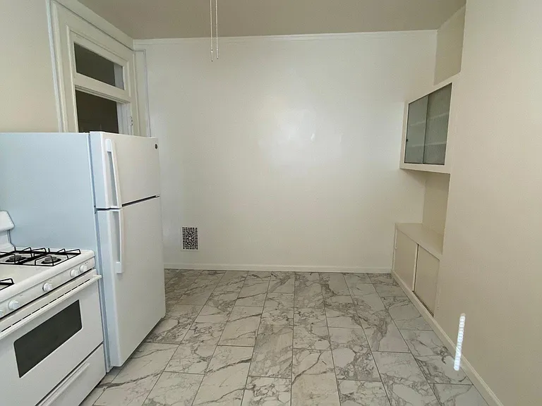 325 S Pacific Ave #2 — Photo 10