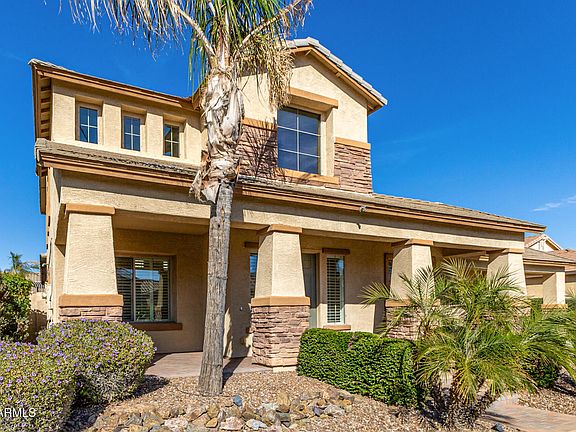 3rd image of 2438 E IRIS Drive