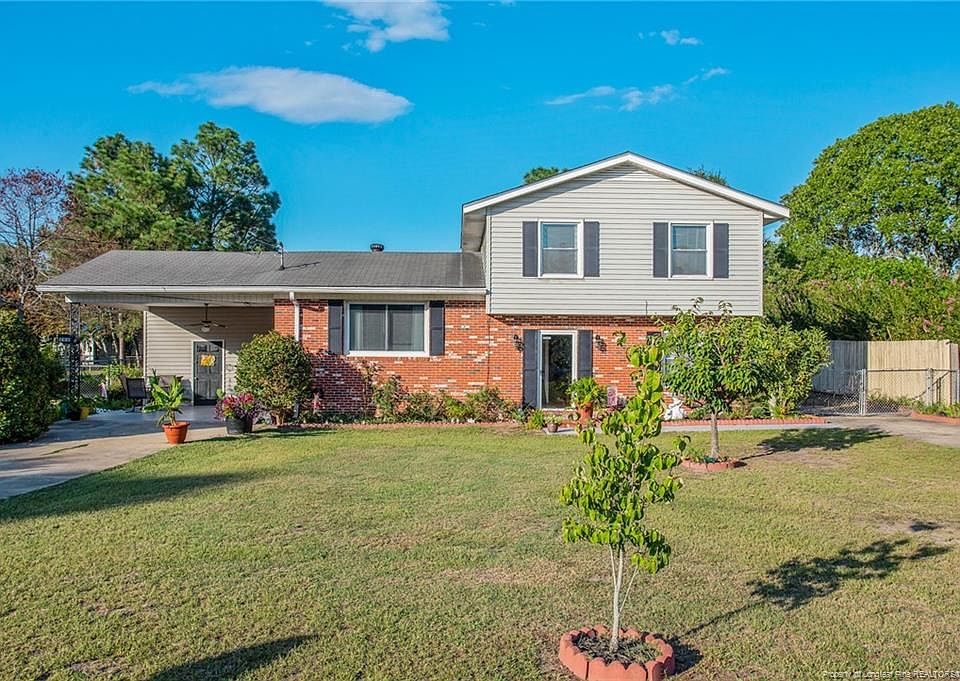 1st image of 806 Acmar Cir