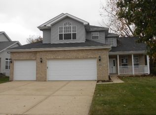 500 N Raven Rd, Shorewood, IL 60404