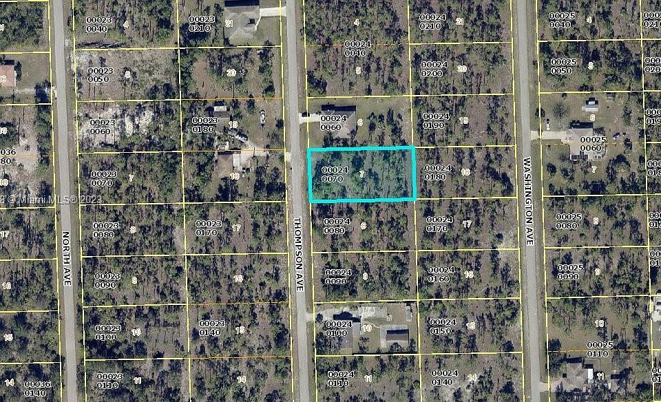 2nd image of 1010 Thompson Ave