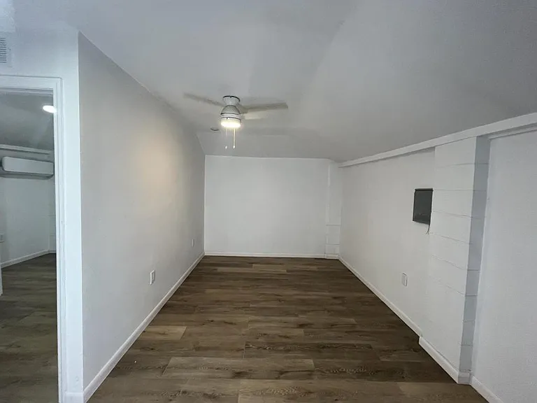 875 S Lake Shore Way #5 — Photo 5