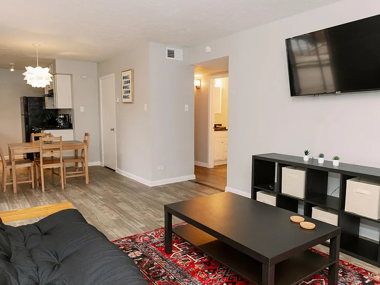 East Azul Apartments — Photo 3
