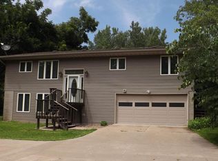 227 Western Ave, Columbus Junction, IA 52738