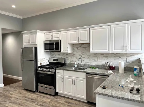 (undisclosed Address), Revere, MA 02151