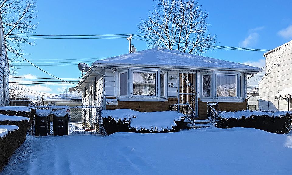1st image of 72 Waverly Ave