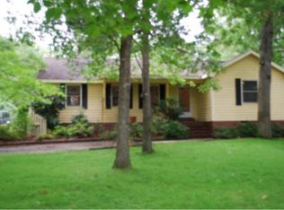 12981 Random Wood Dr, Laurinburg, NC 28352
