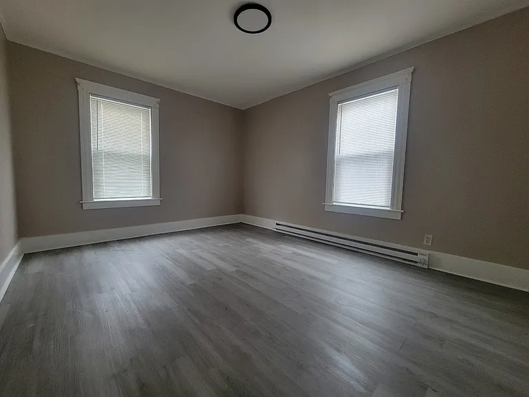 28 Emerson St #2 — Photo 9