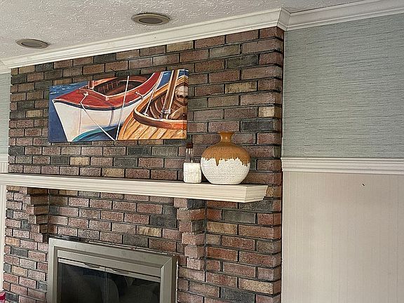 Updated Famil Room/Fireplace