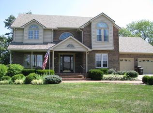 6007 Canonero Way, Versailles, KY 40383