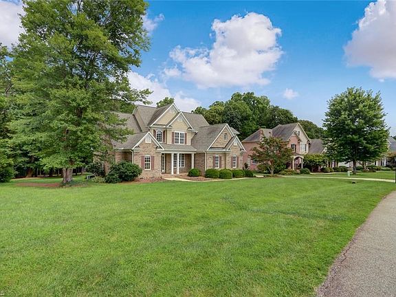 2nd image of 2174 Meadow Run Dr