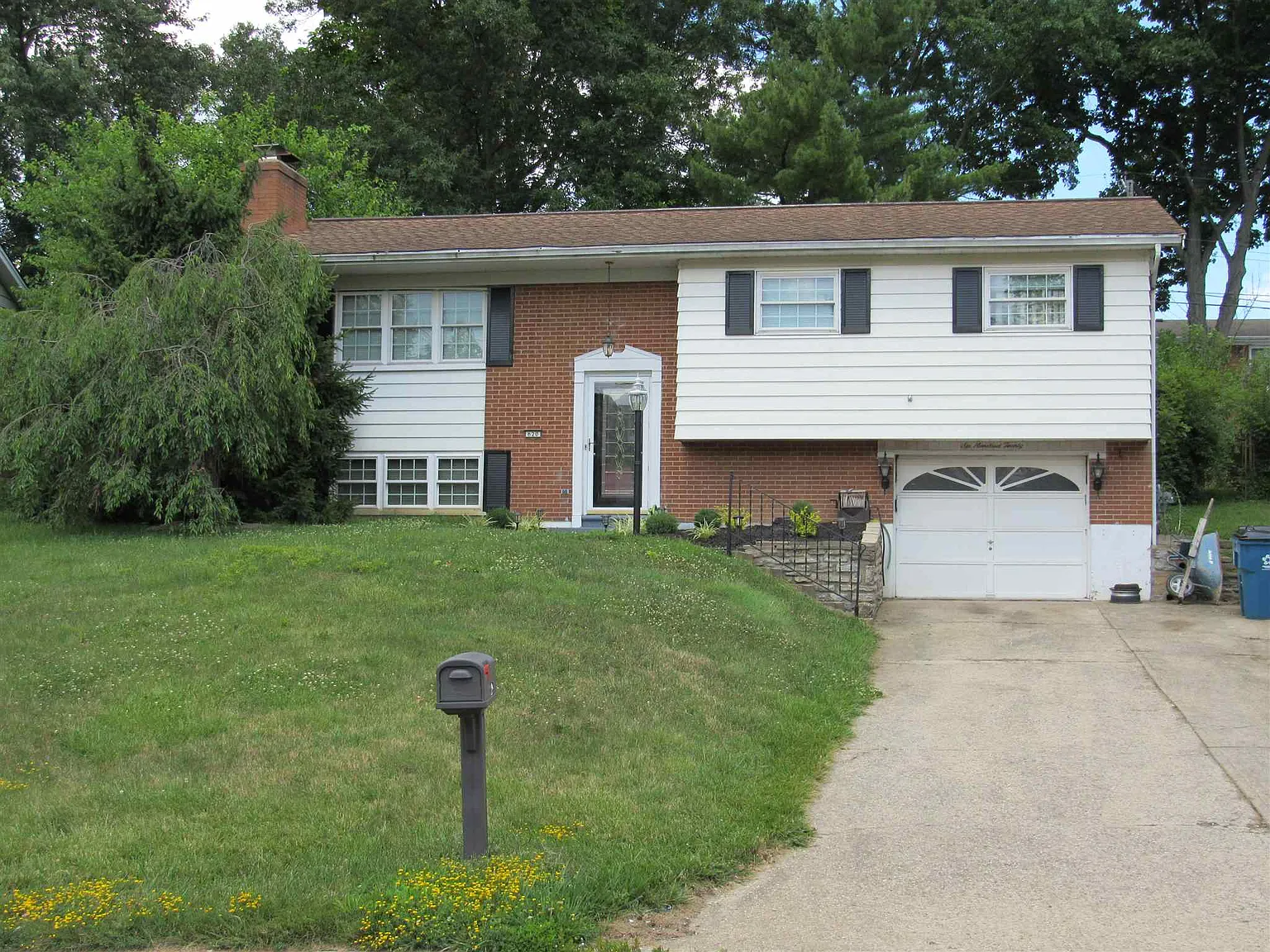 620 Stevenson Rd photo 1