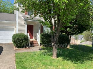 6 Fritzsimons Ct, Greer, SC 29651