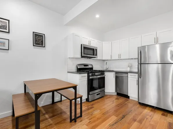 453 Irving Ave, Brooklyn, NY 11237