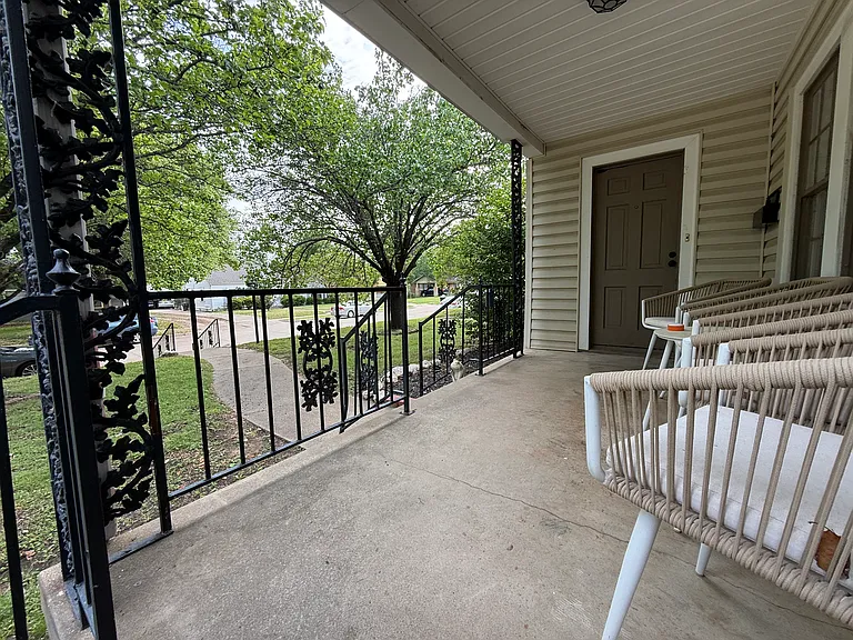 2517 Honeysuckle Ave — Photo 20