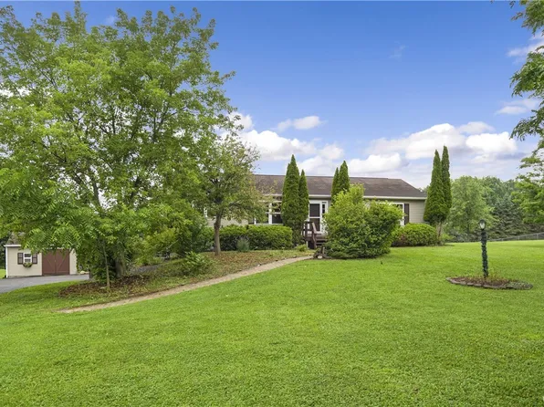 404 Caswell Rd, Freeville, NY 13068