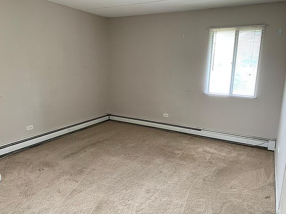 5th image of 19 N Wilmette Ave APT 6