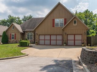 3606 E Stanford St, Springfield, MO 65809