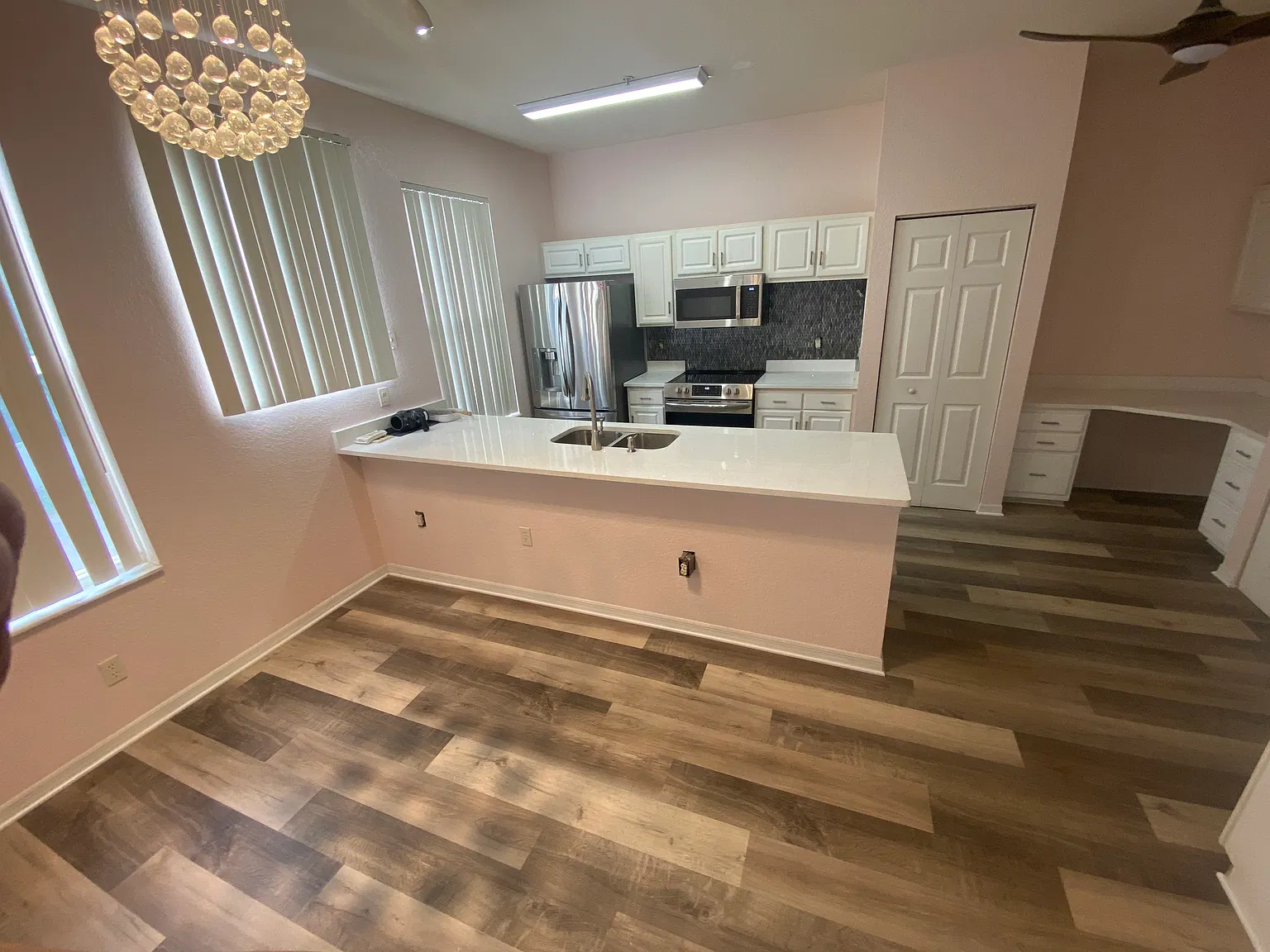 2 bed, 2.5 bath, 1380 sqft, $2,400 — Photo 1