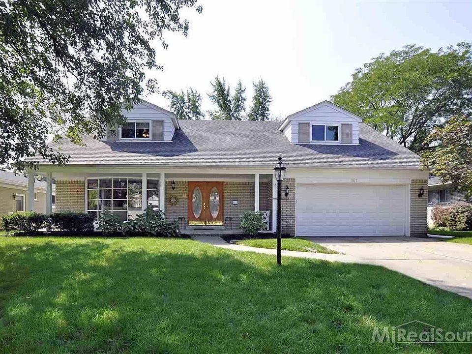 1st image of 961 Moorland Dr